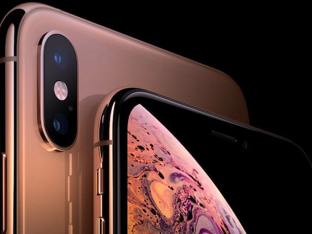 Apple iPhone XS and XS Max smartphones - advantages and disadvantages
