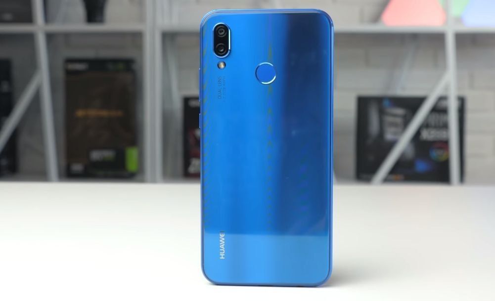 IPhone from China: Huawei Nova 3E - Advantages and Disadvantages