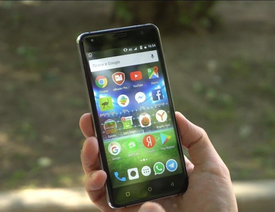 Telefon pintar Prestigio Muze X5 LTE - kelebihan dan kekurangan