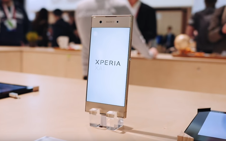 Examen des smartphones Sony Xperia XA1 Ultra Dual 32 et 64 Go - avantages et inconvénients