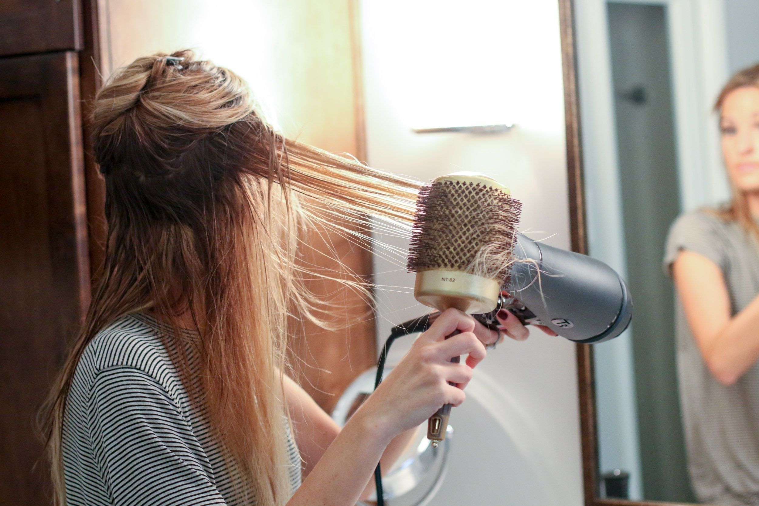 Kajian semula pengering rambut Panasonic terbaik pada tahun 2020