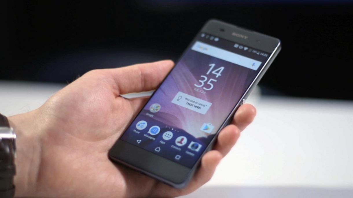 Katsaus älypuhelimeen Sony Xperia XA3 - edut ja haitat