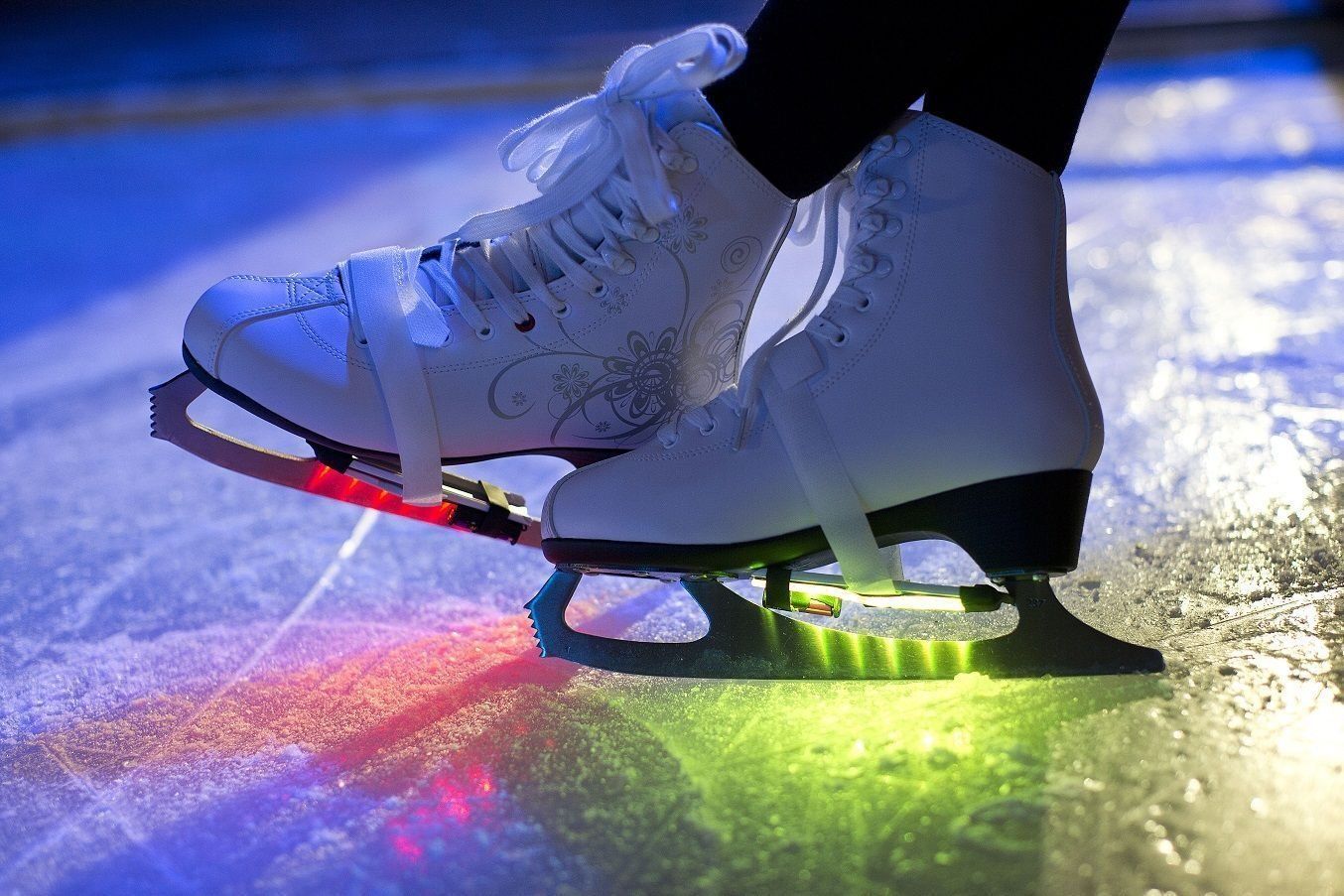Valutazione delle migliori piste di pattinaggio su ghiaccio a Krasnoyarsk nel 2020