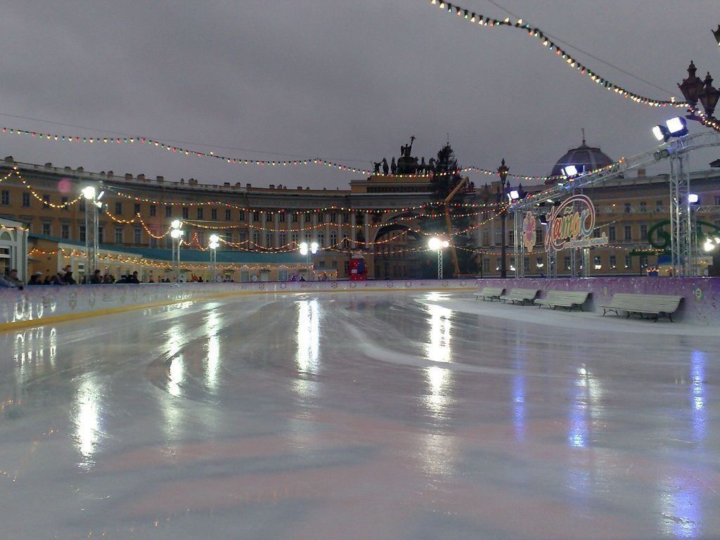 Ladang ais St. Petersburg pada tahun 2020