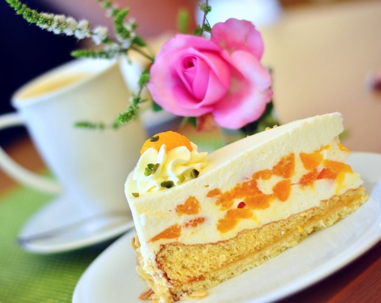 Where are the best custom-made cakes in Omsk in 2020