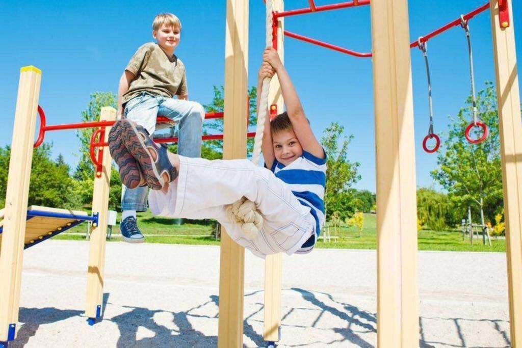 The best playgrounds in Omsk in 2020 (open and closed)