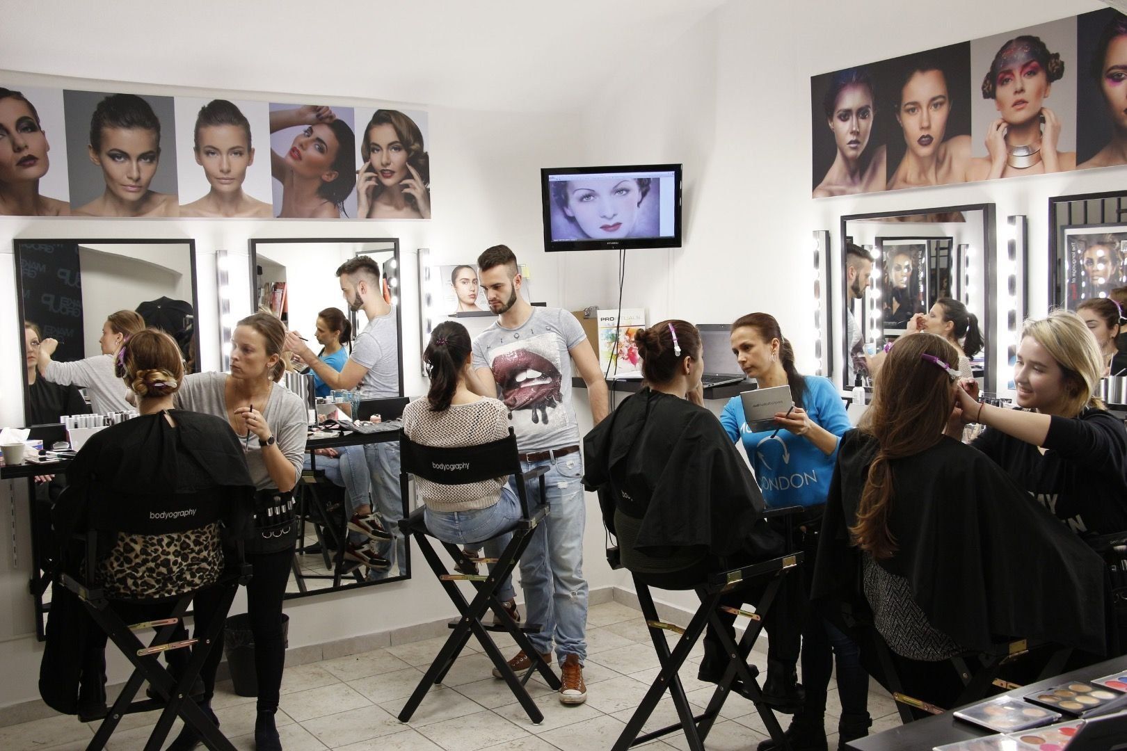 Bästa makeupskolor och kurser i Moskva 2020