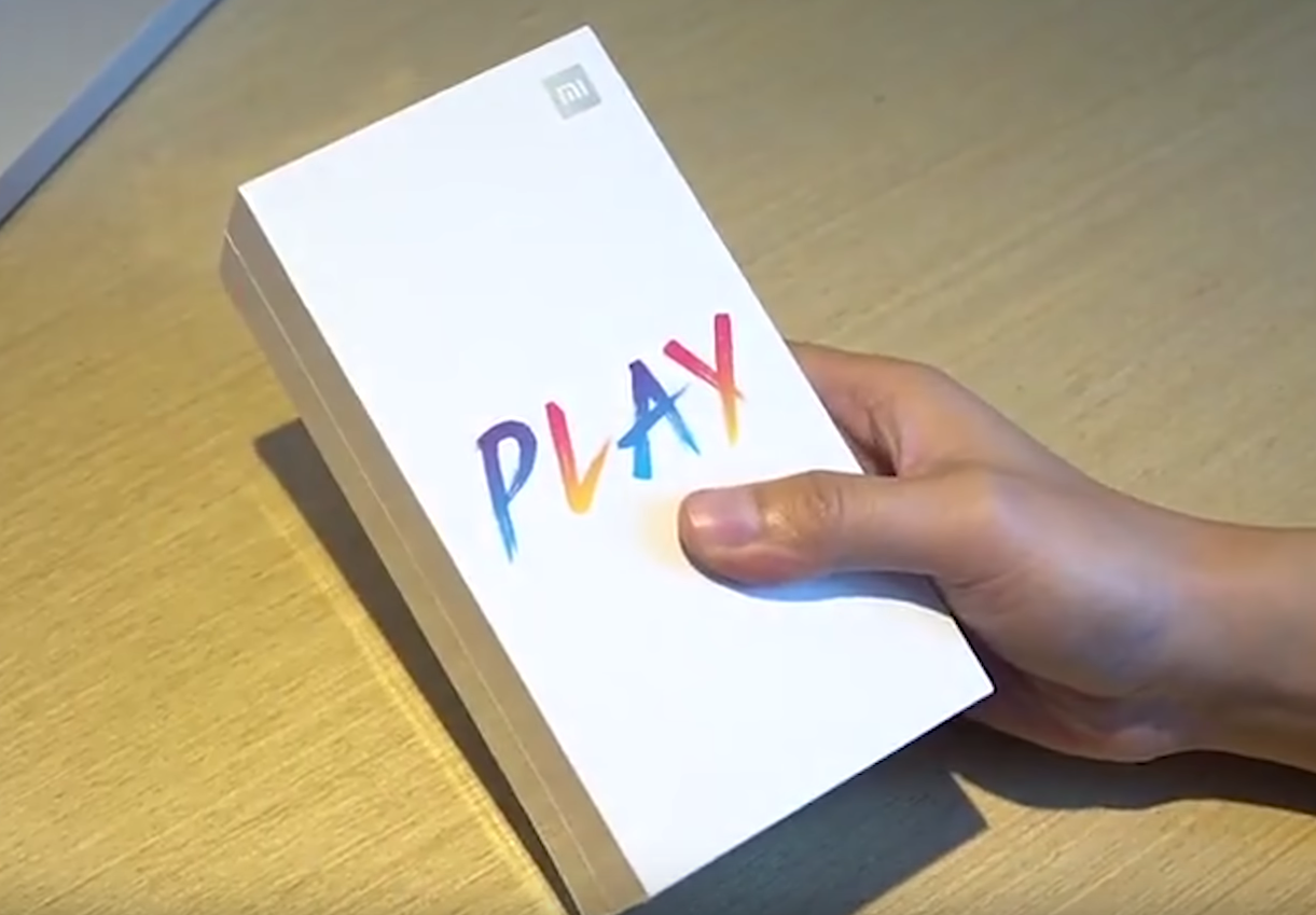 Smarttelefon Xiaomi Mi Play: fordeler og ulemper