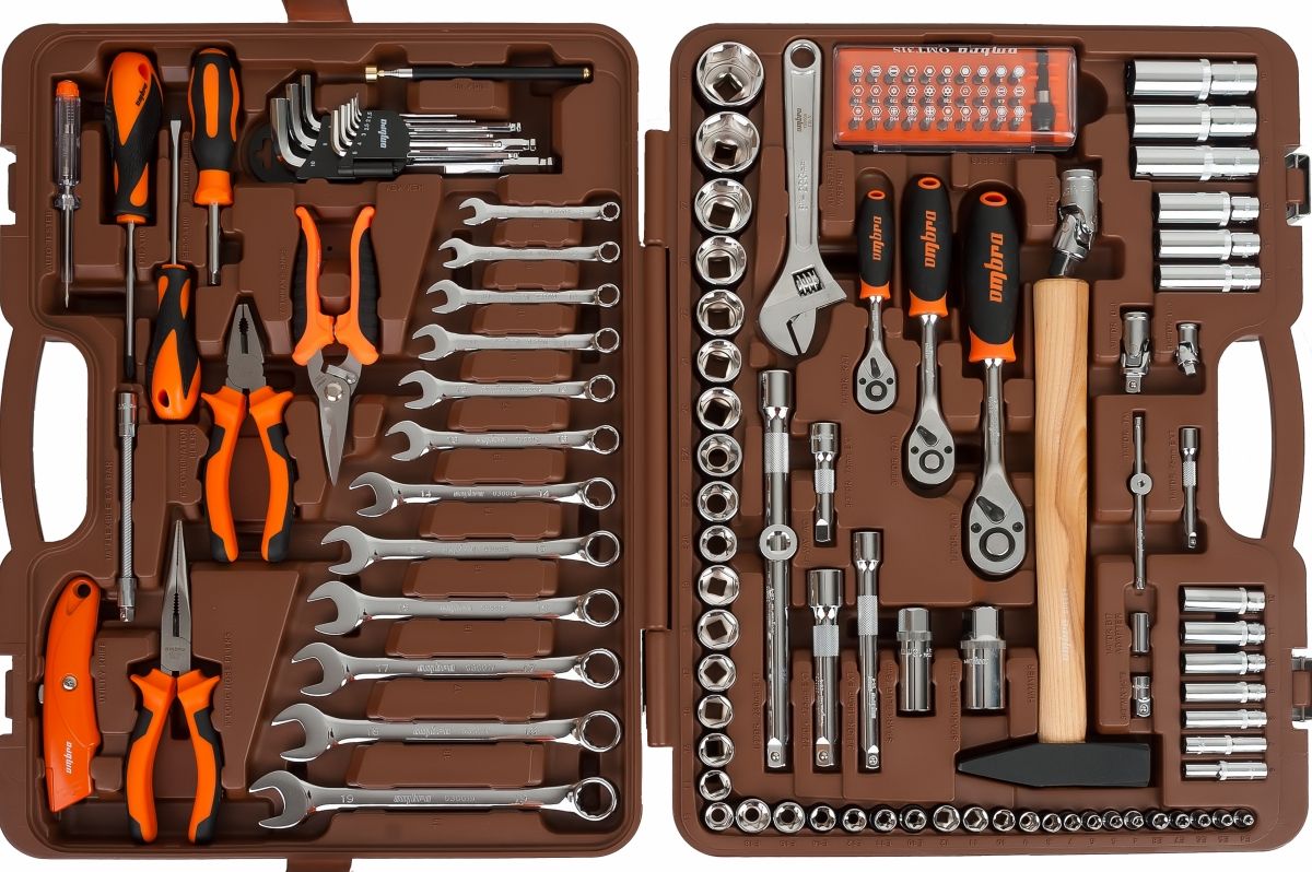 Review of the best auto toolkits in 2020