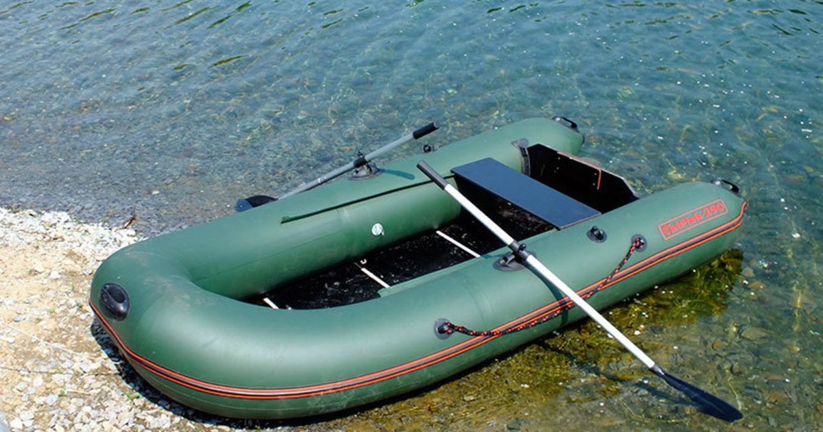 Which PVC boat is better - with an inflatable bottom or with floorboards