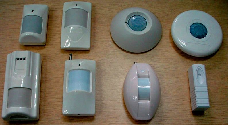 Rating of the best motion sensors to turn on the lights in 2020