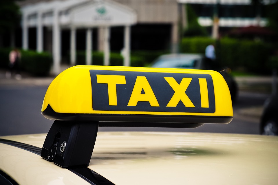 Best taxi services in St. Petersburg in 2020