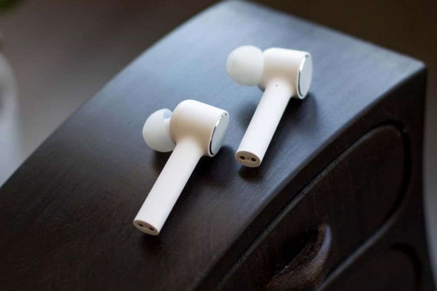 Xiaomi Mi True Wireless headphones - advantages and disadvantages