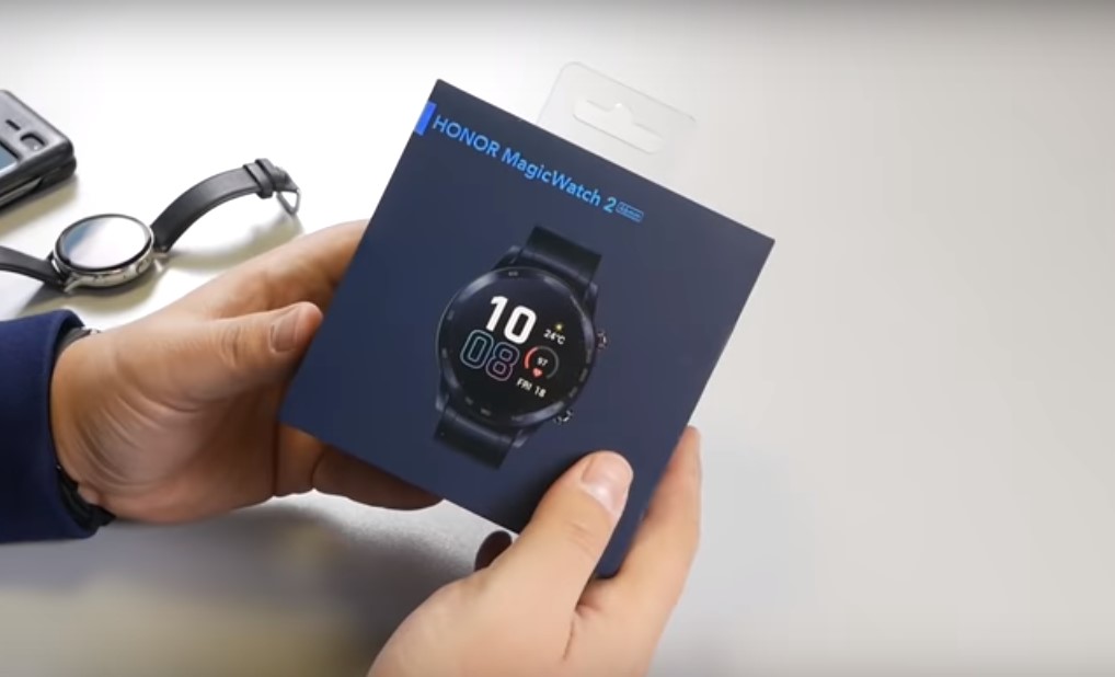 Review of smart watches Honor MagicWatch 2