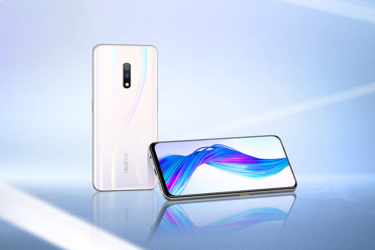 Review of the advanced 5G smartphone - Realme X50