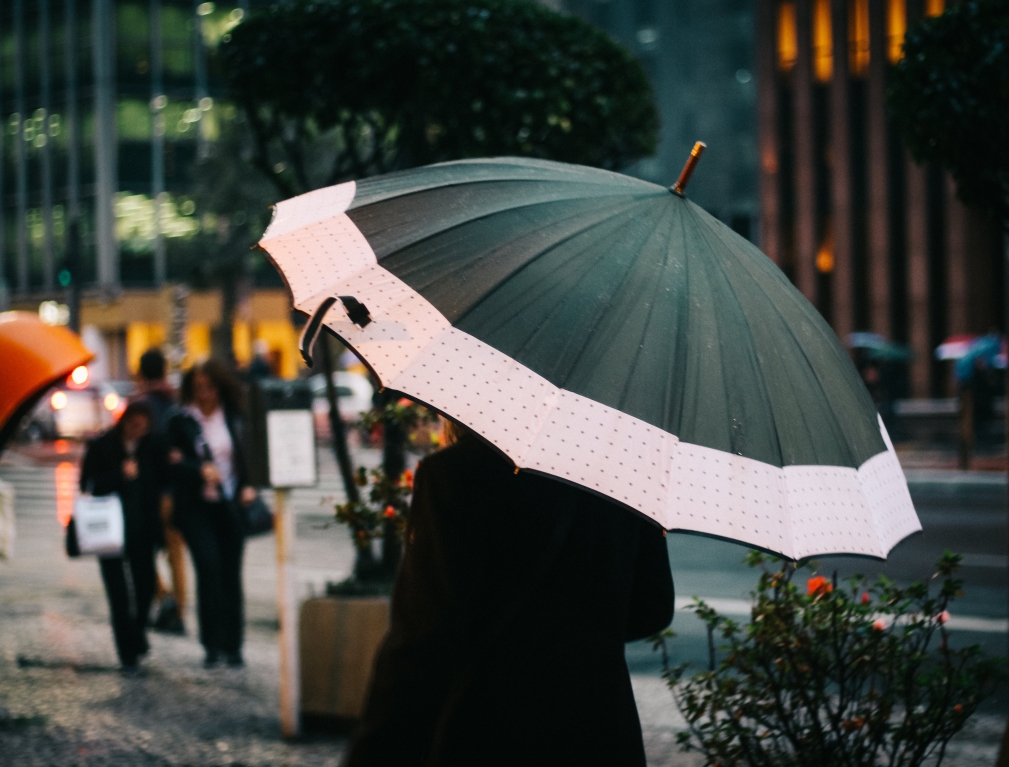 Poradie najlepších skladacích dáždnikov pre rok 2020