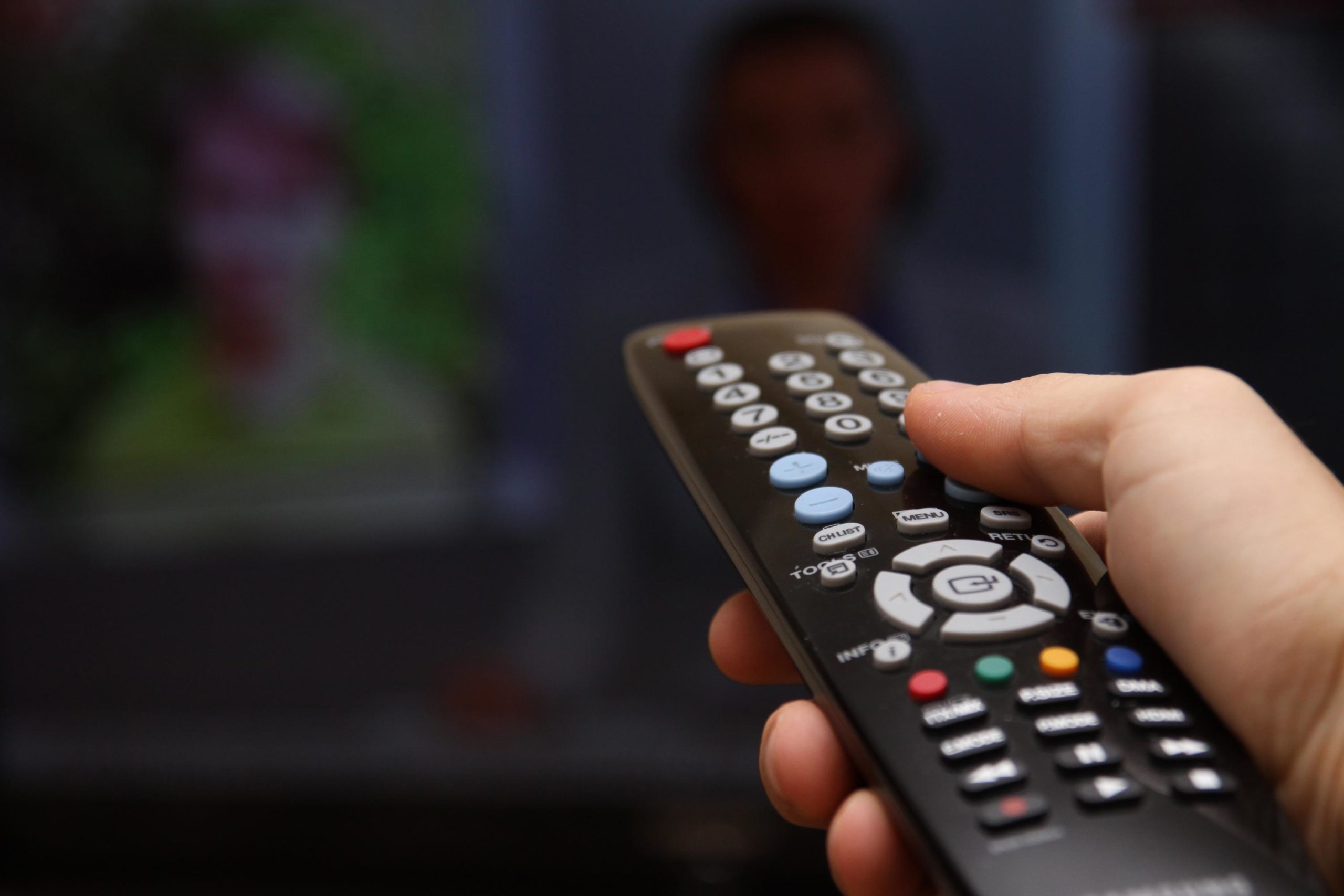 Poradie najlepších univerzálnych diaľkových ovládačov pre TV v roku 2020