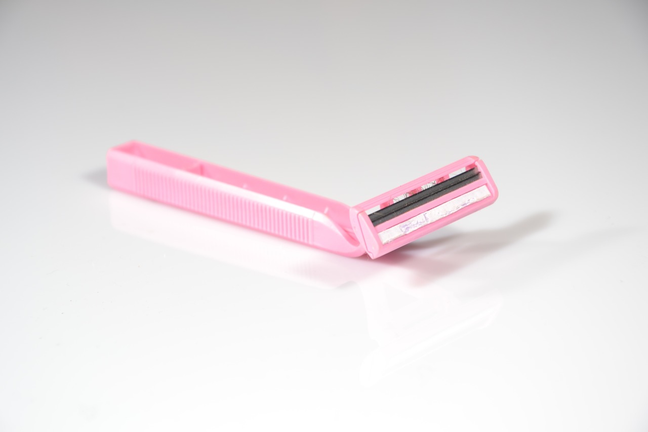 Rating of the best women's shaving razors and blades for 2020