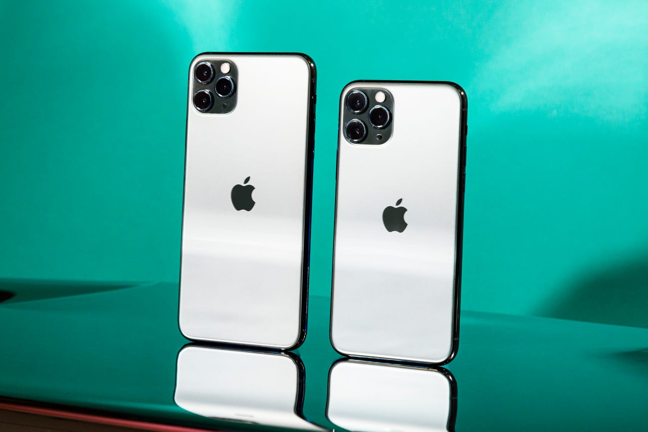 Granskning av smarttelefonen Apple iPhone 12 Pro Max med de viktigaste egenskaperna