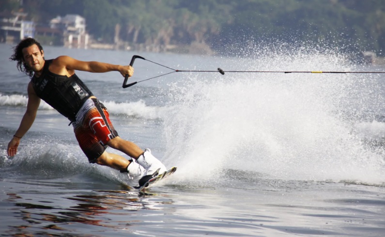 Ranking of the best wakeboard vests for 2020